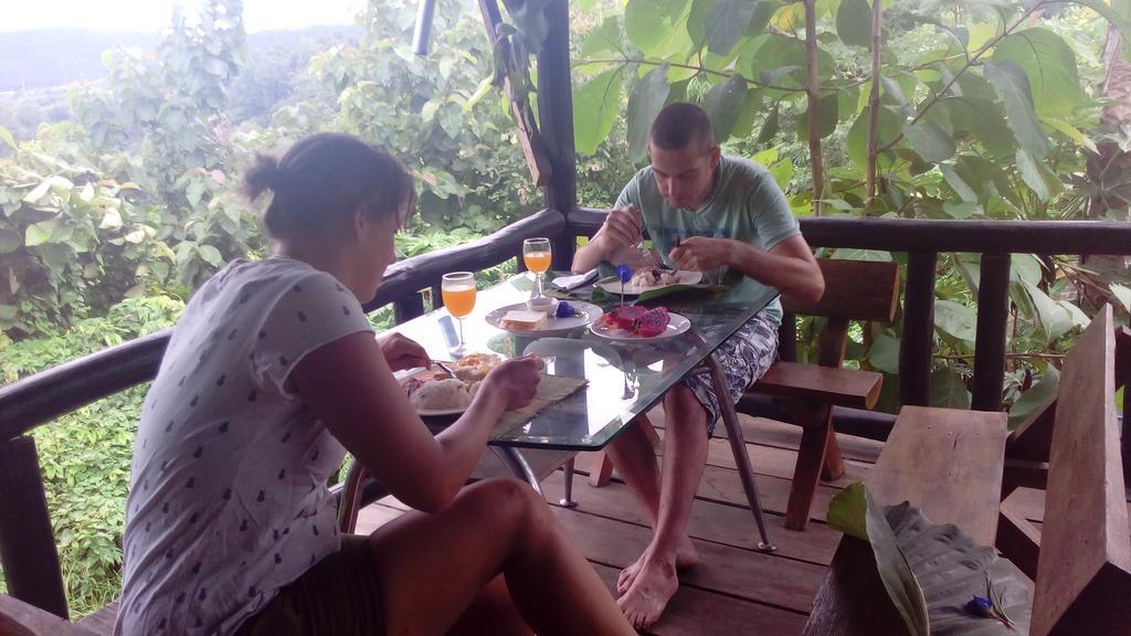 The Local Story Resort Ban Mon Talaeng Exterior photo
