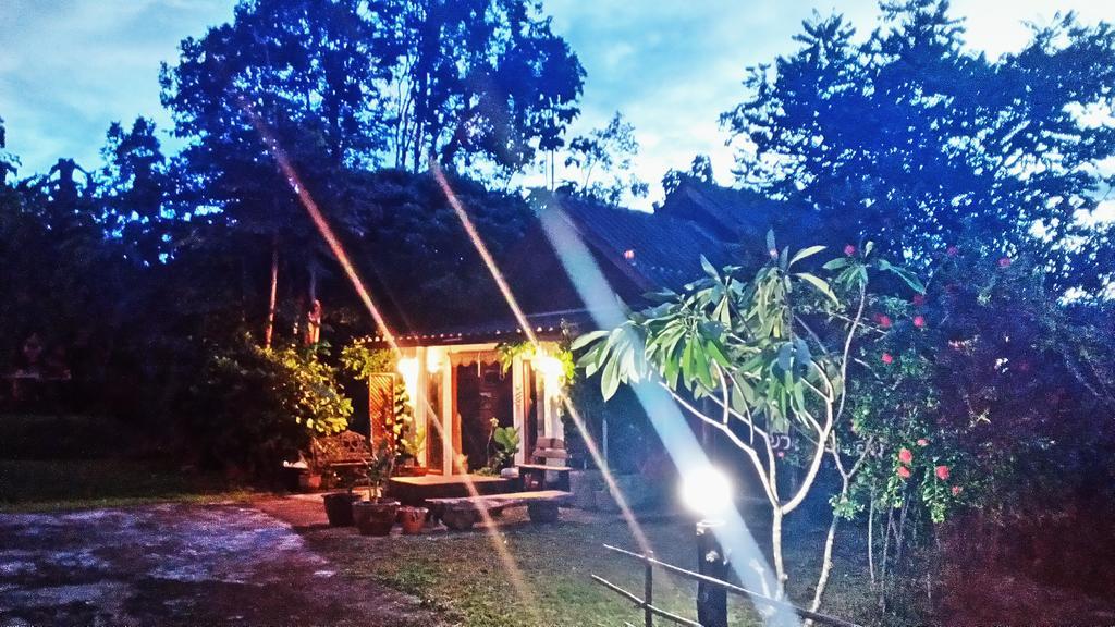 The Local Story Resort Ban Mon Talaeng Exterior photo