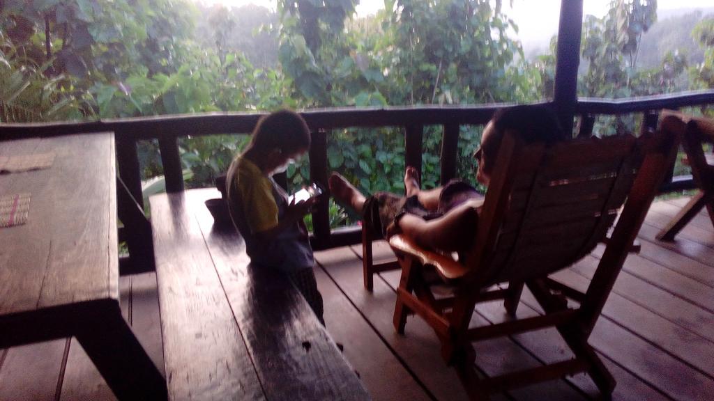The Local Story Resort Ban Mon Talaeng Exterior photo